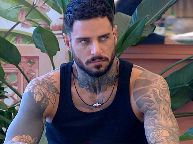 האח הגדול VOD | פרק 10: הבית מתהפך על אלירן