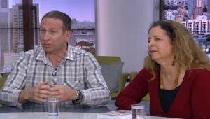 במה שונים הצעירים הישראלים מהוריהם?