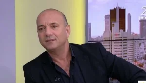 "השפילו את סוכני הביטוח"