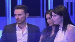 נעולים, עונה 1, תוכנית 1: תפילת הדלת