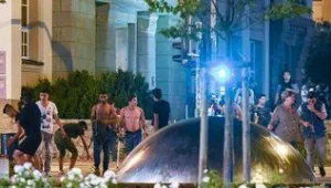 רץ ברשת - התיעוד שמסעיר את אירופה: קטטת ענק בין נאו נאצים לפליטים סורים