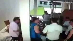 רץ ברשת - צינור הביוב התפוצץ על החוגגים