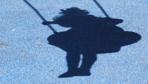 נער שנחשד בתקיפה מינית ברח לחו"ל