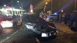 תיעוד התאונה בדבורייה: הרכב התהפך, שני נוסעים נהרגו