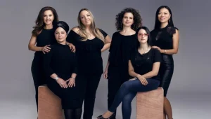 "שש אמהות": הצצה לסיפורים, המשפחות והבתים של האמהות החדשות