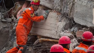 7,000 הרוגים ברעידת אדמה