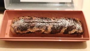 עוגת תפוז וקוקוס במלית קרם שמנת וקוקוס קלוי