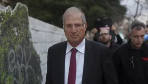 "אין קשר למספנות"