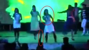 רקדנית בהריון נרצחה על הבמה באמצע ההופעה - ע"י צופה מהקהל