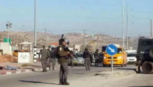 פלסטיני שניסה לתקוף ישראלים נורה, אין נפגעים