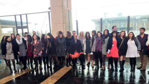 בעקבות היועצות הפרלמנטריות קוד הלבוש ייבחן