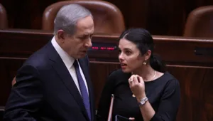 לקדם את "החוק הצרפתי" שיגביל חקירת רה"מ מכהן