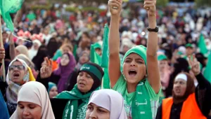 בחמאס מאיימים לירות לעבר ישראל