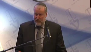 מנדלבליט: חובתי לעסוק בתיק רה"מ