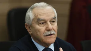 הוועדה למינוי בכירים דורשת הבהרות