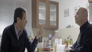 צפו: יו"ר האופוזיציה נפגש עם מתנגדיו בפיסבוק