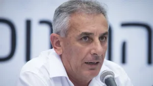 ראש עיריית כפר סבא חשוד בשוחד