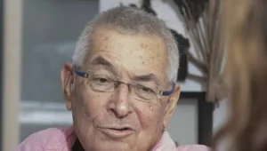 העיתונאי והסופר יצחק לבני הובא למנוחות