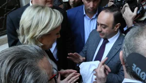  לה פן סירבה לחבוש כיסוי ראש