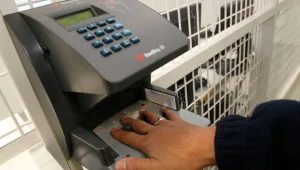 חוק המאגר הביומטרי אושר בכנסת