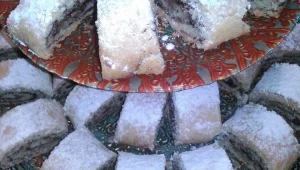 מגולגלות פריכות עם תמרים ואגוזים