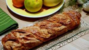 שמרים במילוי מרנג תפוז- אגוזים