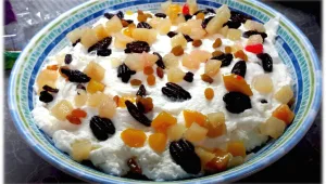 פבלובה עם פירות