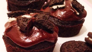 מאפינס שוקולד ואוראו בציפוי שוקולד