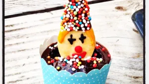 מאפינס שוקולד עם עוגיית ליצן