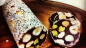 רולדת תמרים ופיצוחים