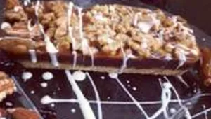 פאי אגוזים קרמל ופירות יבשים