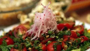 סלט עגבניות טרי ומפתיע