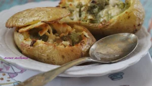 תפוחי אדמה אפויים ממולאים