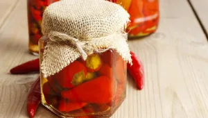 פילפלים כבושים קלים להכנה