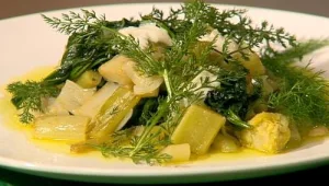 מחבת עכוב בר עם חוביזה וקרם שום