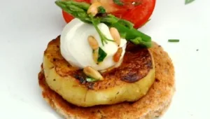 סטייק חציל עם גבינת שמנת