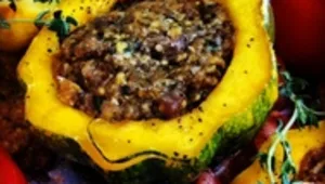 דלעת ערמונים ועגבניות במילוי בשר