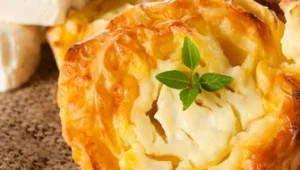 מאפה גבינות ופטריות