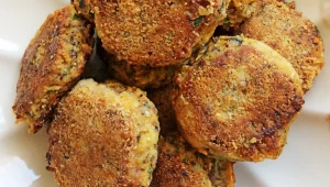 קציצות בטטה, פטריות ונענע בציפוי פריך