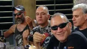 נבחרת האופנוענים נותנת גז