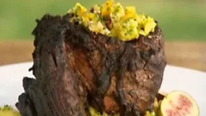 אנטריקוט על סלט אקזוטי