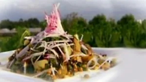 כבדי עוף על עלי מנגולד