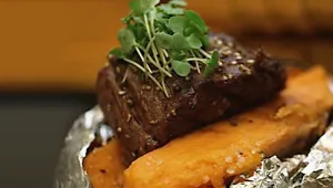 פילה בקר ברוטב