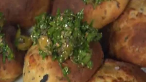 לחמניות זיתים שחורים ועירית