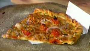 פיצה משפחתית