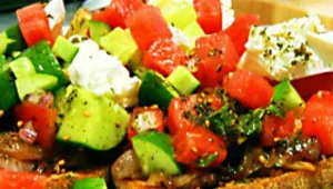 כריך סלט יווני