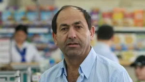 מי מוותר לרמי לוי על מיליונים?