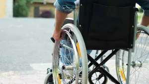 דורשים להיות כמו כולם