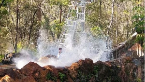 הרוגים בפארק שעשועים: נלכדו מתחת למים