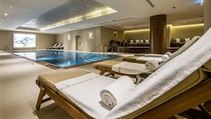 תקרת זהב וספא מפנק: מה חשבנו על מלון היוקרה החדש בירושלים?